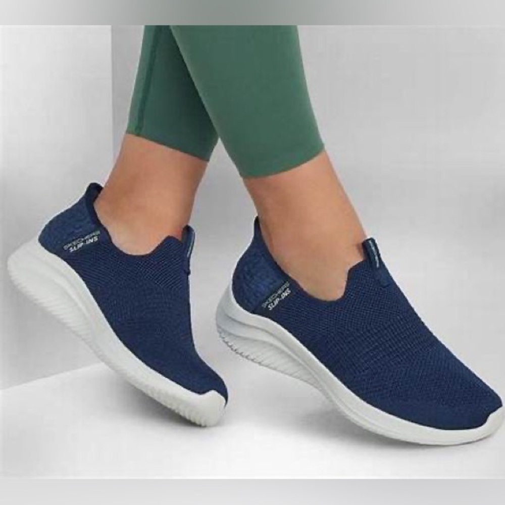 🆕 Skechers navy slip on memory foam sneaker athletic running shoes